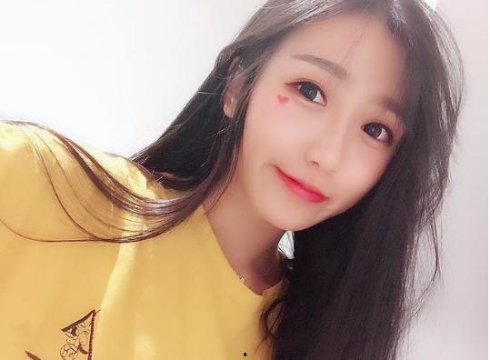 最新爆料主播有哪些明星,最新爆料，明星主播阵容大揭秘！