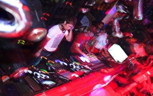 夜店疫情最新爆料,揭秘狂欢背后的隐秘风险